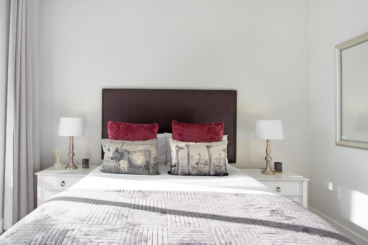 Stay In Luxury At Stonehill Place Cape Town Exterior foto
